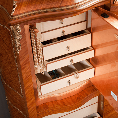 Seyf Agresti 829 Grand Palais