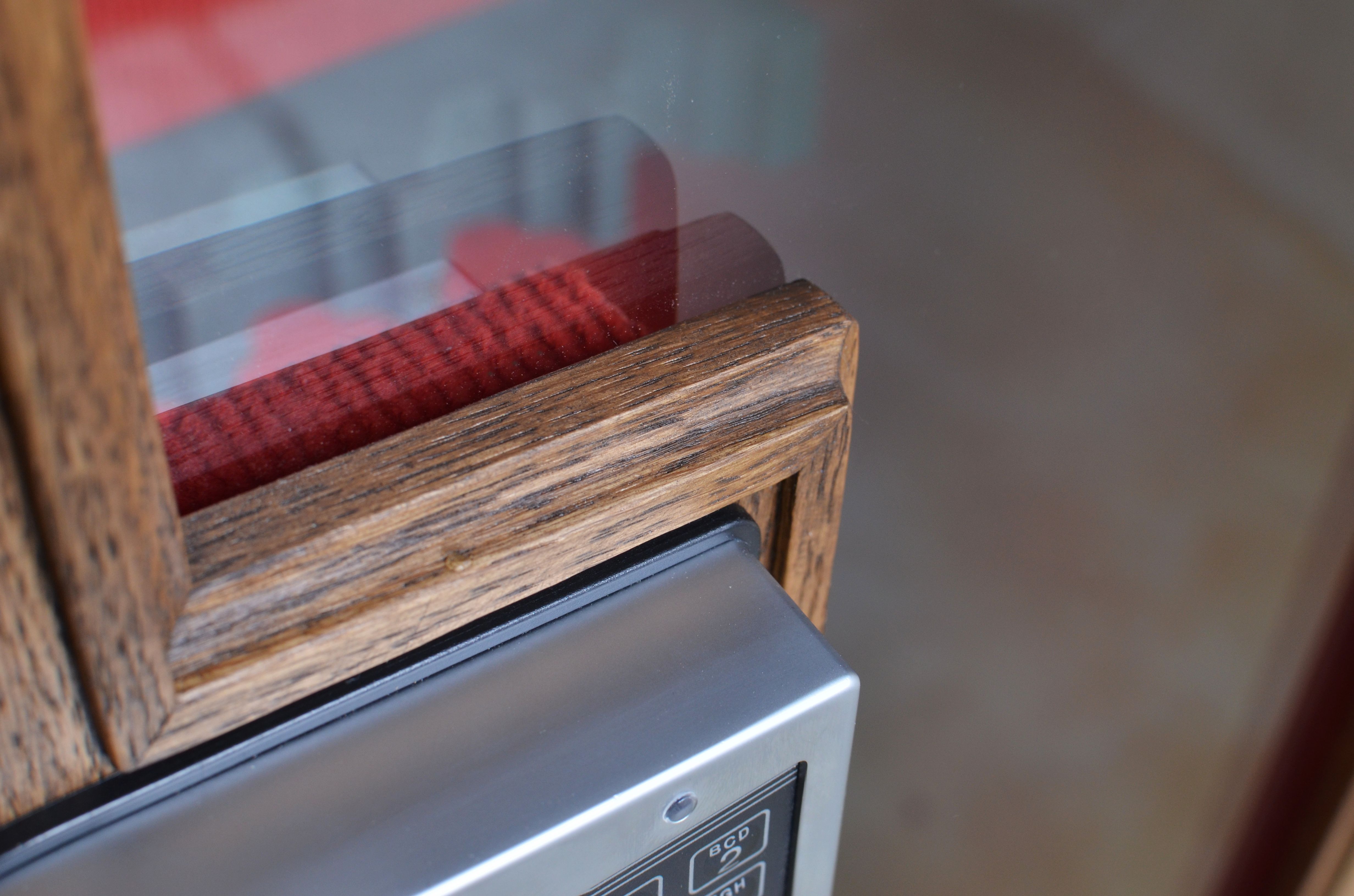 Seyf oruzheynyy GG 500 V otdelke derevom-фото_4